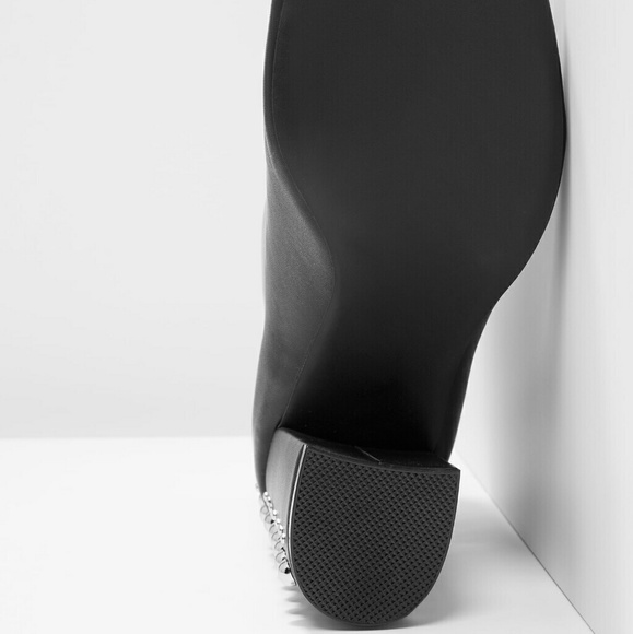 LAST PAIR ! Steve Madden Studded Peep Toe Boot - Picture 5 of 8